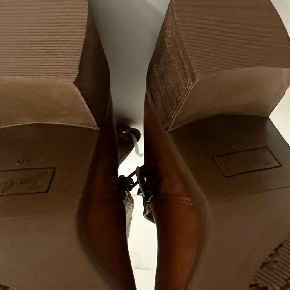 Zodiac Lovie Boot Size 10 color Cognac - Picture 11 of 12